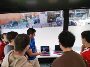 photo_5838937666332855603_y