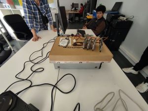 photo_5838937666332855606_y