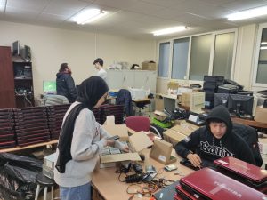 photo_5877620138960424241_y