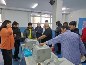 photo_5915903798104755985_y